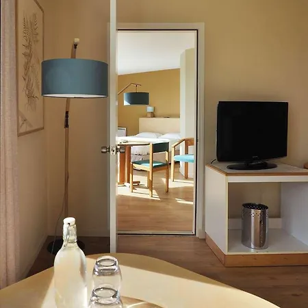 Logis Du Belvedere Hotel 3*